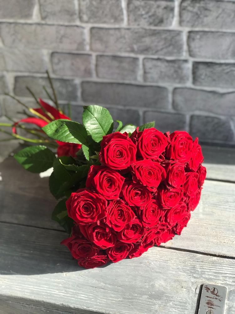 Букет Красные розы Фридом в Ямном