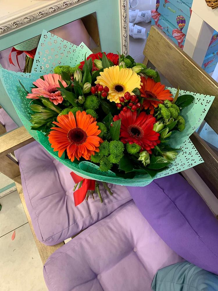 Букет цветов из: Герберы, Хризантемы и Альстромерии в Ямном