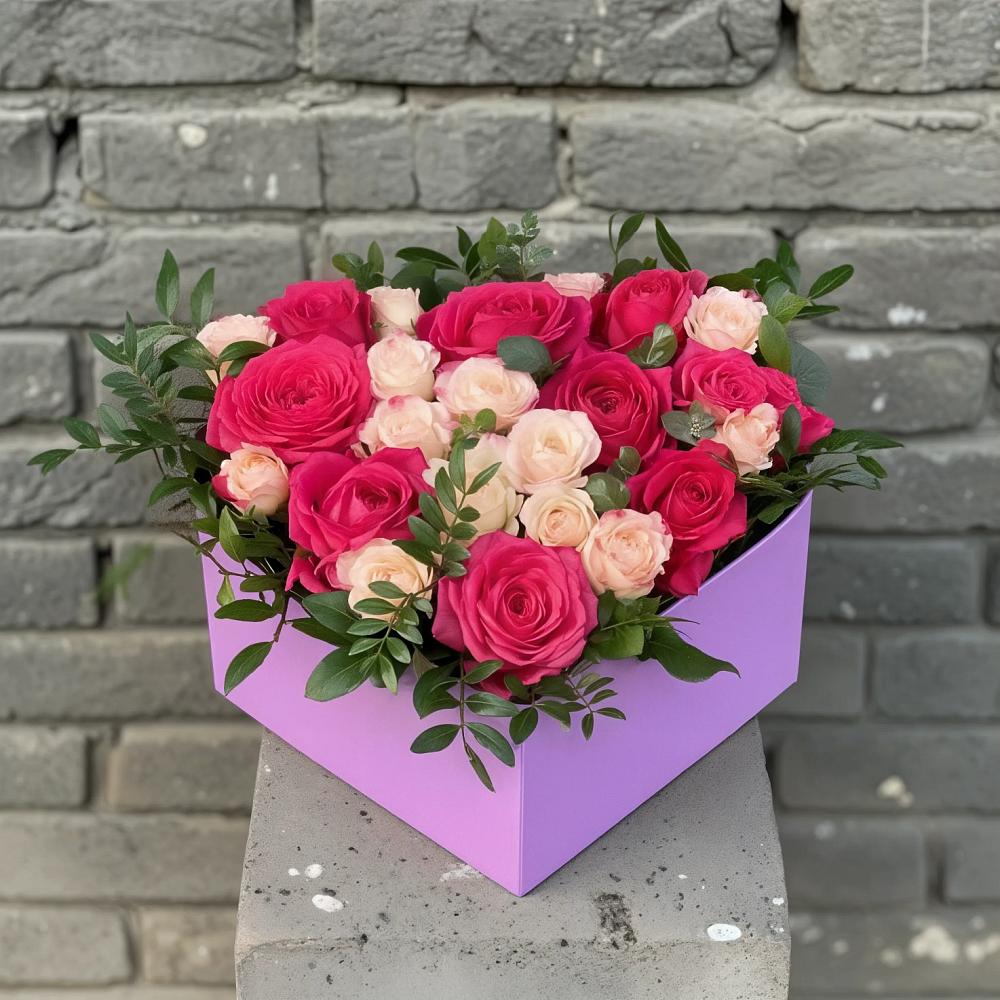 Цветочная композиция из Розы в коробке в Ямном