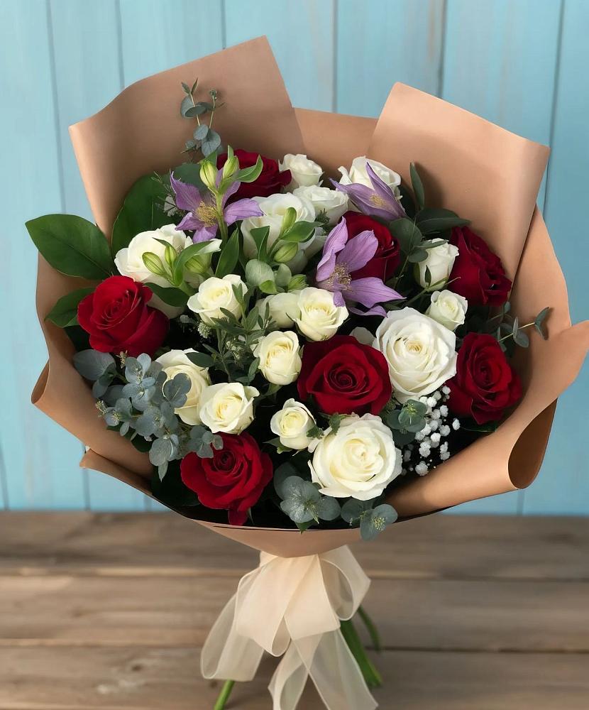 Букет цветов из: Розы и Альстромерии в Ямном